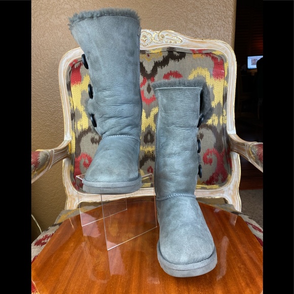 Ugg Grey Bailey 3 Button Boots Size 6 - Picture 5 of 13